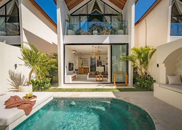Nikki Villa